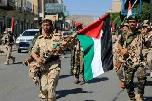 الحوثيون يحذرون من أي هجوم أمريكى مساند لإسرائيل