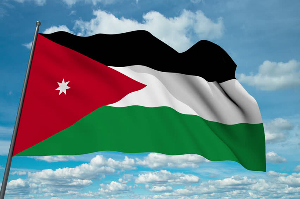 الأردن تنفذ إنزالًا جويًا جديدًا في غزة