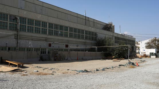 ترامب يهدد طالبان لاستعادة قاعدة باغرام