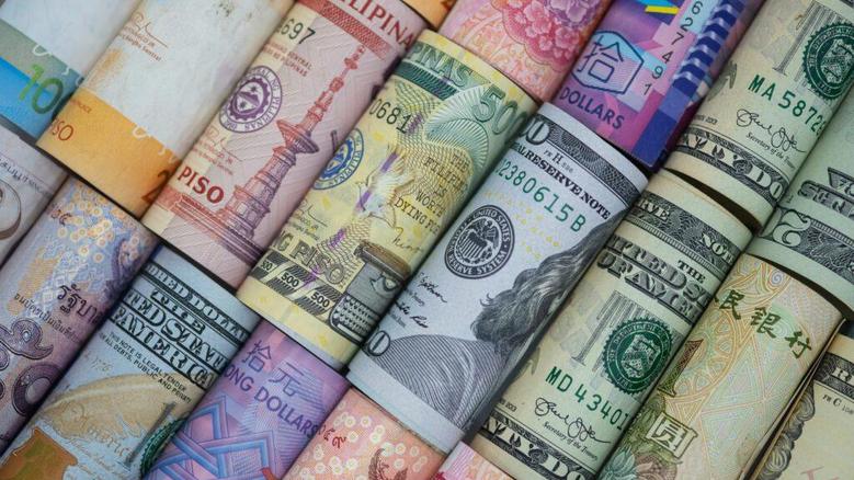 متفوتش اللحظة! شوف سعر الدولار اليوم الأحد 12 أكتوبر 2025 مقابل الجنيه المصري في السوق السوداء 