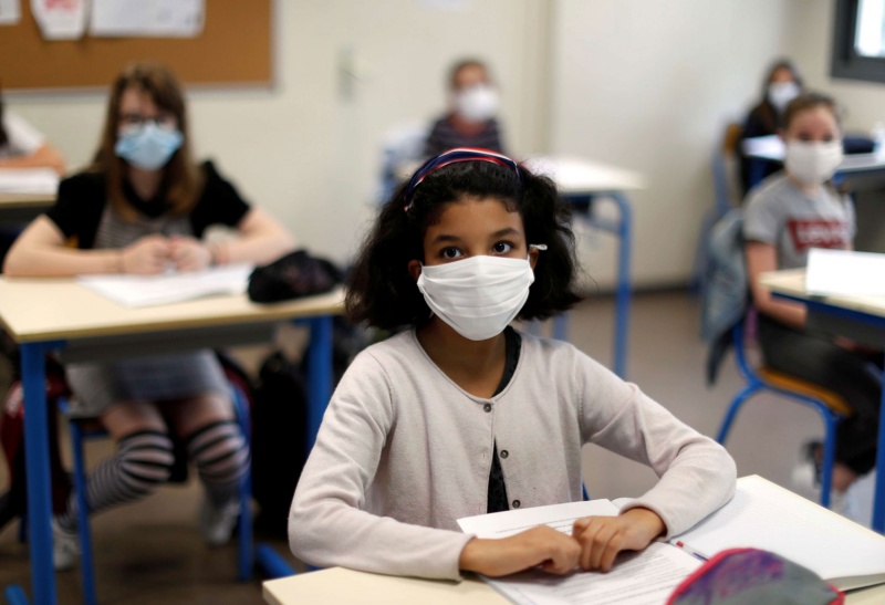 تعليق الدراسة موقتا بالجامعات الليبية بسبب كورونا