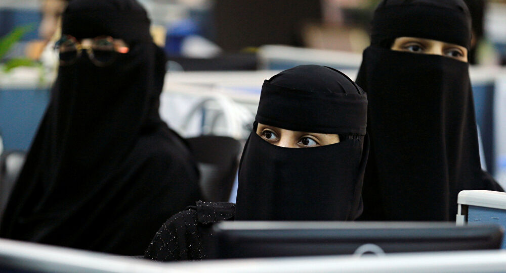 للمرة الأولى.. المرأة السعودية تشارك في تأمين الحجاج