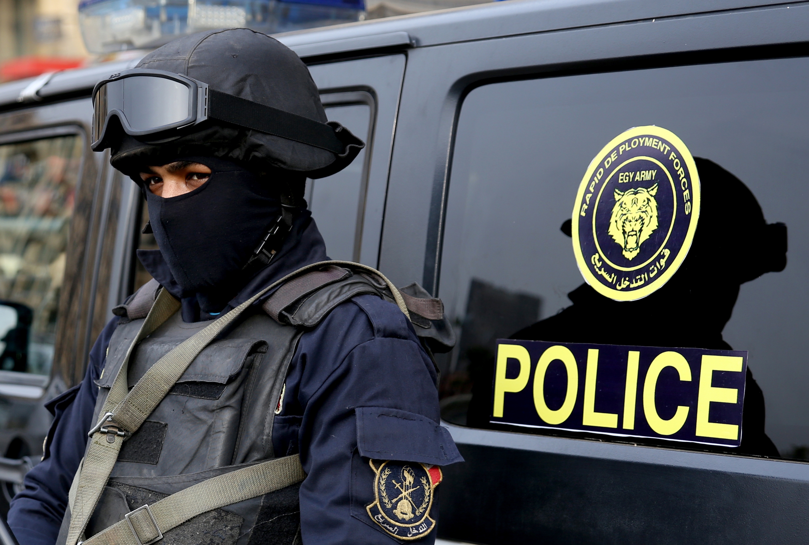 مصر: مقتل ضابطي شرطة في اشتباك مسلح