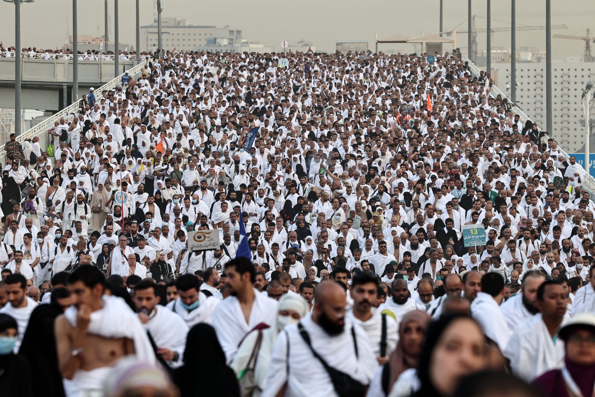 رسمياً.. أكثر من 960 ألف حاج قادمون إلى السعودية