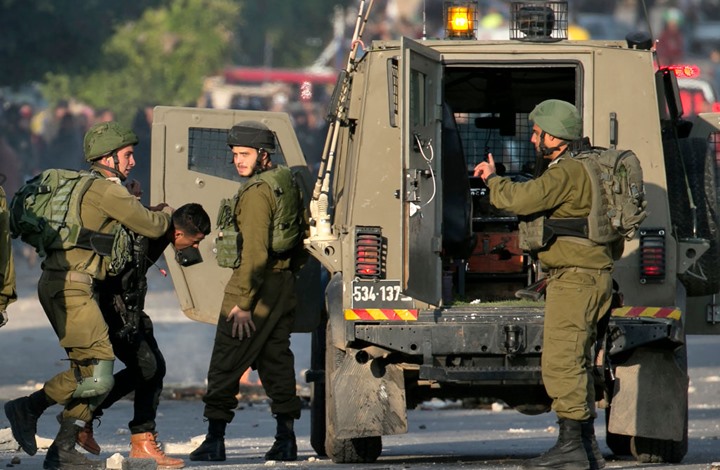 الاحتلال يقتحم نابلس ويعتقل فلسطينيين