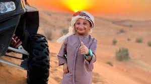 رحيل نجم السوشيال ميديا الكوميدي عزيز عن 27 عاماً