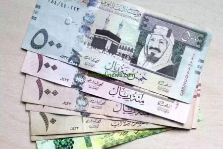 البنك المركزي يؤكد استمرار توازن سوق الصرف في مصر
