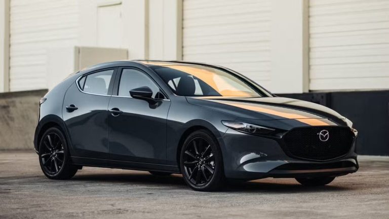 مواصفات مازدا 3 2026 الجديدة وصلت مصر.. الأناقة اليابانية بتكنولوجيا SKYACTIV وأسعار نار! مواصفات مازدا 3 2026