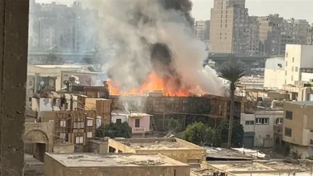 شاهد تفاصيل الحريق الضخم في ستوديو مصر بالقاهرة وما تكشفه مقاطع الفيديو المنتشرة