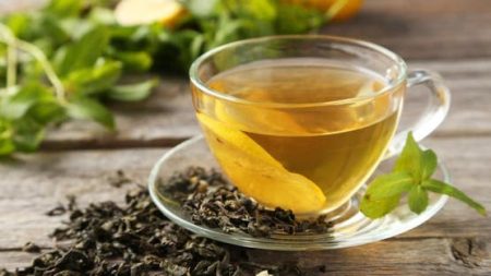 من الدماغ للقلب: كيف يغير الشاي الأخضر حياتك في شهر واحد