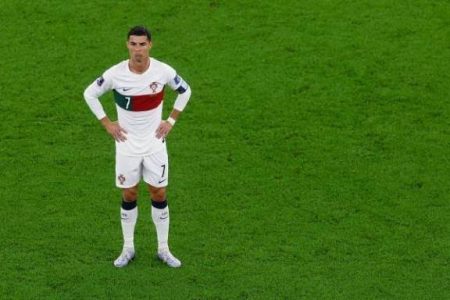 انتصار مدوٍ لأيرلندا على البرتغال.. رونالدو يُطرد والنتيجة 2-0