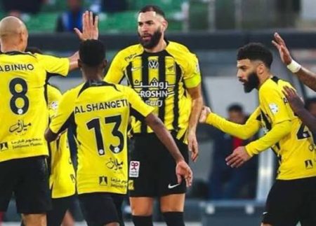 الاتحاد يتفوق على الرياض.. فوز مثير 2-1 في جدة