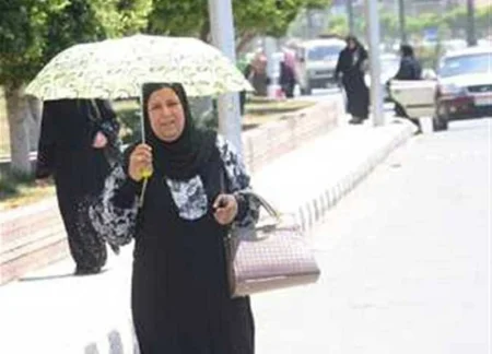 محبّو الشتا ف صدمة.. حرارة نوفمبر تضرب بقوة حالة الطقس الفترة القادمة في مصر