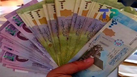 الصدمة الأكبر: سعر الدولار يقلب الليرة السورية اليوم!