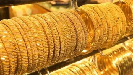 عيار 21 يشعل السوق.. الذهب في حالة هيستيريا!