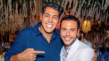 وداع صامت ورسالة صاخبة بالمشاعر.. محمد إمام يتصدر التفاعل
