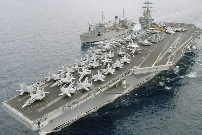 سغينة حربية باسم ترامب