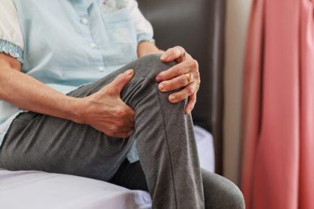 خبر مهم للمرضى: الكورتيزون لا يقلل الالتهاب في خشونة الركبة