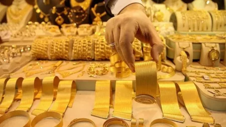عاجل: الذهب في الإمارات اليوم.. ارتفاع مفاجئ يثير قلق المستثمرين