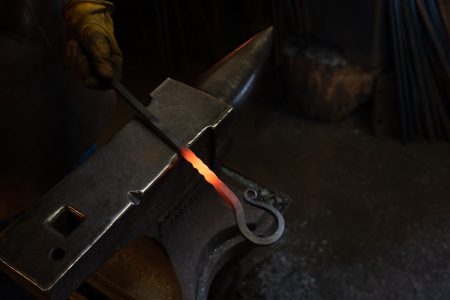 الوقت مناسب للبناء؟.. سعر طن الحديد اليوم الأربعاء 7 يناير في مصر سعر طن الحديد اليوم