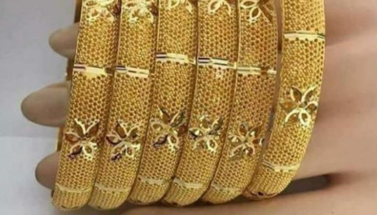 اسعار الذهب في الأردن 14 فبراير 2026.. عيار 21 يلامس حاجز 100 دينار الآن وهل نشهد قفزة مفاجئة خلال الساعات المقبلة؟ أسعار الذهب في الأردن