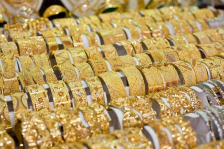 الذهب يذهل المصريين.. استقرار غير متوقع لجميع الأعيرة السبت 14 فبراير 2026