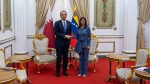 لقاء مصيري في كراكاس: بين دليسي رودريغيز رئيسة فينويلا بالوكالة ورئيس الوزراء القطري يرسمان مستقبل فنزويلا بعد مادورو 2026