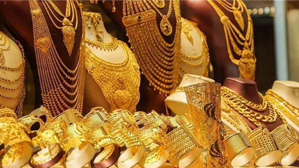 عيار 21 يتخطى التوقعات.. سعر الذهب اليوم الإثنين 9 فبراير 2026 في مصر وتحركات السبائك الذهبية في الصاغة وتوقعات الفترة المقبلة سعر الذهب اليوم