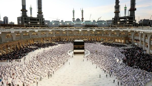 جدول صلاة التراويح 1447 في الحرم المكي والمسجد النبوي.. أسماء الأئمة وتفاصيل التهجد في رمضان 2026 كاملة