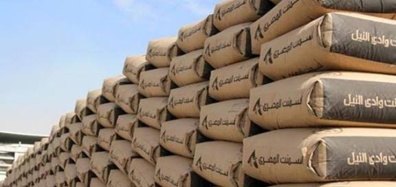 هدوء نسبي في سوق مواد البناء وسعر طن الأسمنت يستقر في المصانع والأسواق