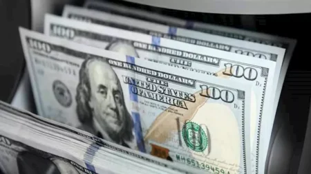 سعر الدولار اليوم