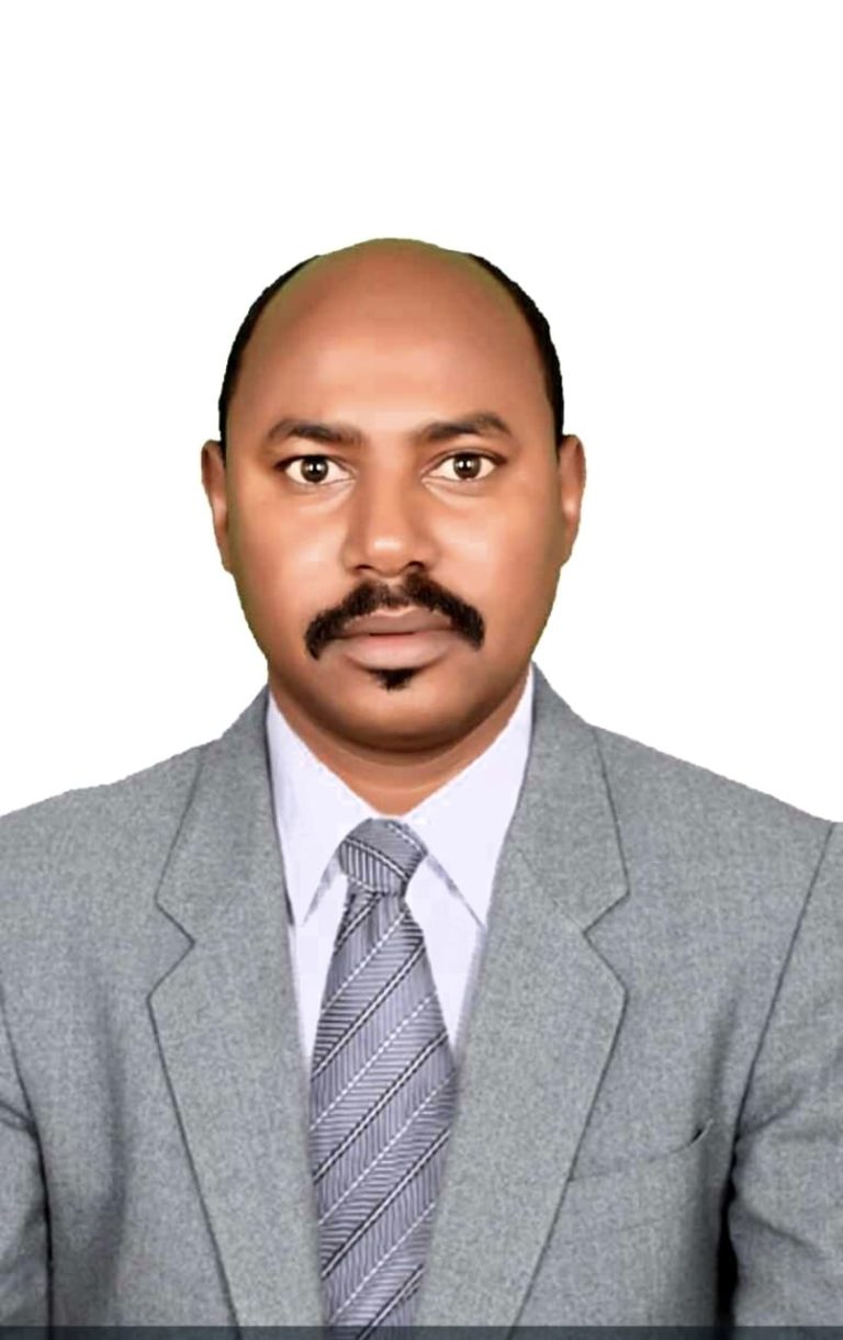 اللواء التوم الضي أزرق
