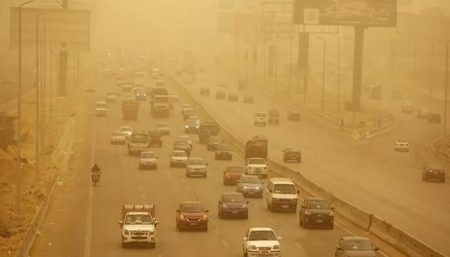 الجو هيقلب تراب فجأة.. تحذير عاجل عن حالة الطقس في مصر رياح الخماسين وذروة الحرارة تضرب البلاد خلال ساعات