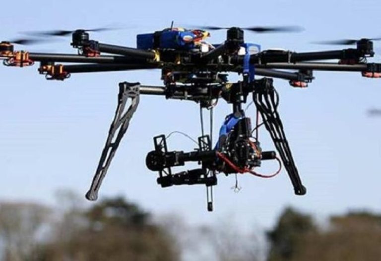 طائرات مسيرة