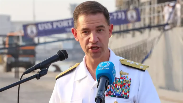 الادميرال كوبر