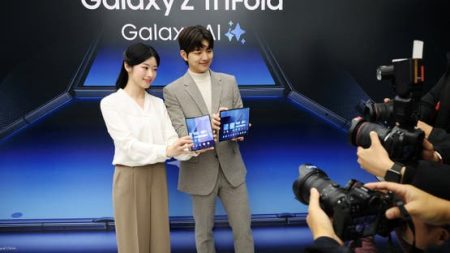 Galaxy Z TriFold 2 يشعل الجدل.. هل قلبت سامسونغ قواعد الهواتف القابلة للطي؟