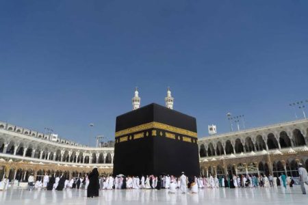 دار الإفتاء تحسم الجدل نهائيا.. حكم الاقتراض لأداء الحج؟ مفاجأة في الحكم الشرعي والحالات الجائزة والممنوعة