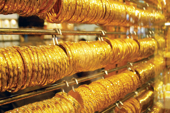 عاجل.. سعر الذهب اليوم الأحد 5 أبريل 2026 في مصر وعيار 21 الآن بالصاغة (تحديث لحظي) اسعار الذهب اليوم