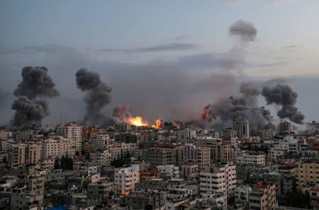 غزة تحت النار… هجوم جديد يسفر عن ضحايا وإصابات!