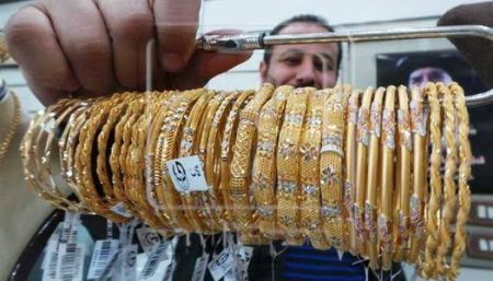 تراجع جديد في أسعار الذهب بمصر.. هل تستمر موجة الانخفاض خلال الأيام المقبلة؟