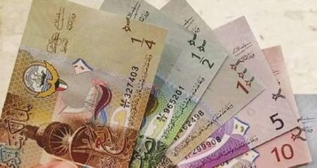 سعر الدينار الكويتي اليوم الثلاثاء 19 مايو 2026 في البنوك المصرية