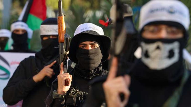 القاهرة تُفجّر مفاوضات “توحيد الرؤية الفلسطينية”.. اتفاق وشيك أم انقسام يتعمّق؟