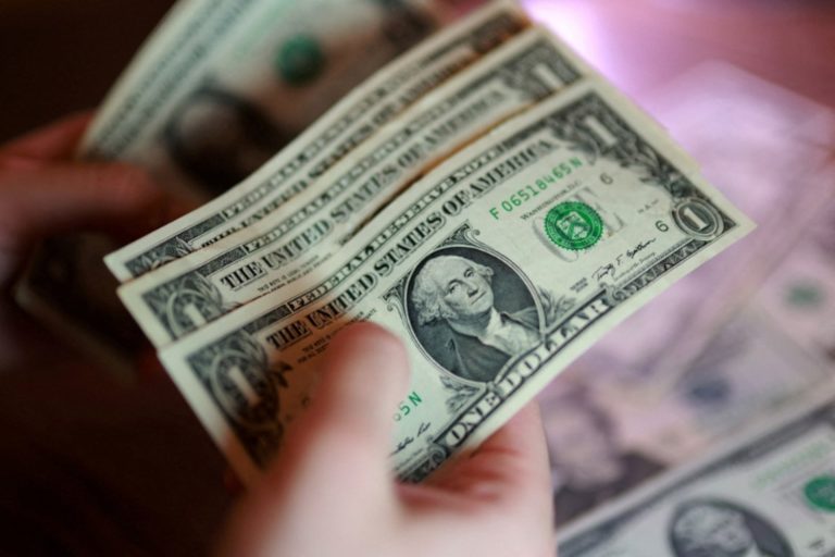 تحديث رسمي.. سعر الدولار الآن مقابل الجنيه المصري في جميع البنوك