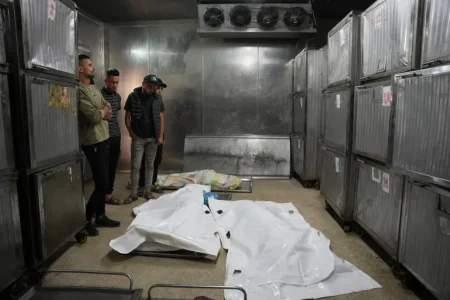 قصف غزة المستمر يتواصل وسط جدل دولي وتصعيد إنساني حاد