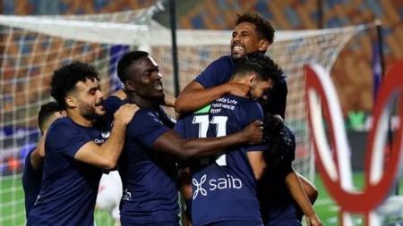 إعلان التشكيل النهائي لإنبي أمام المصري يشعل أجواء البطولة