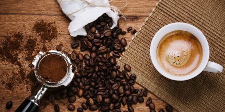 طرق اكتشاف البن المغشوش في دقيقة واحدة.. هتعرف القهوة اللي بتشربها مضمونة ولا لأ طرق اكتشاف البن المغشوش
