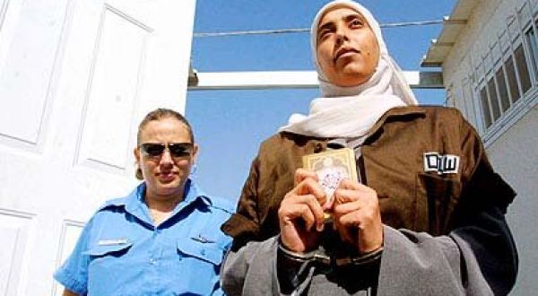 رسمياً..واشنطن تطالب الأردن تسليم الأسيرة الفلسطينية المحررة “أحلام”