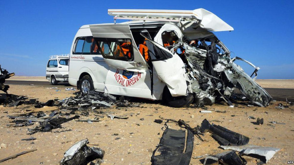 مقتل 19 شخصاً بحادث سير في مصر
