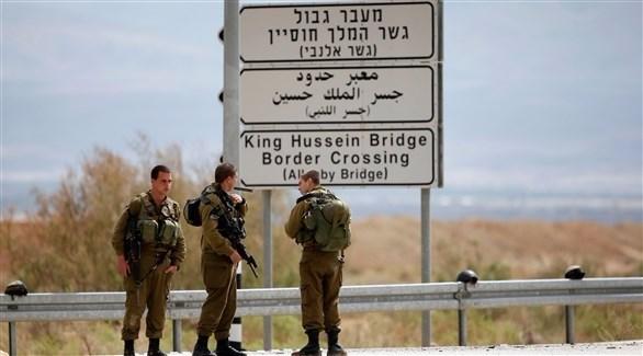 “هآرتس”: نتنياهو يسعى لإنشاء مناطق عازلة على حدود سوريا والأردن تخوفا من ايران وحزب الله