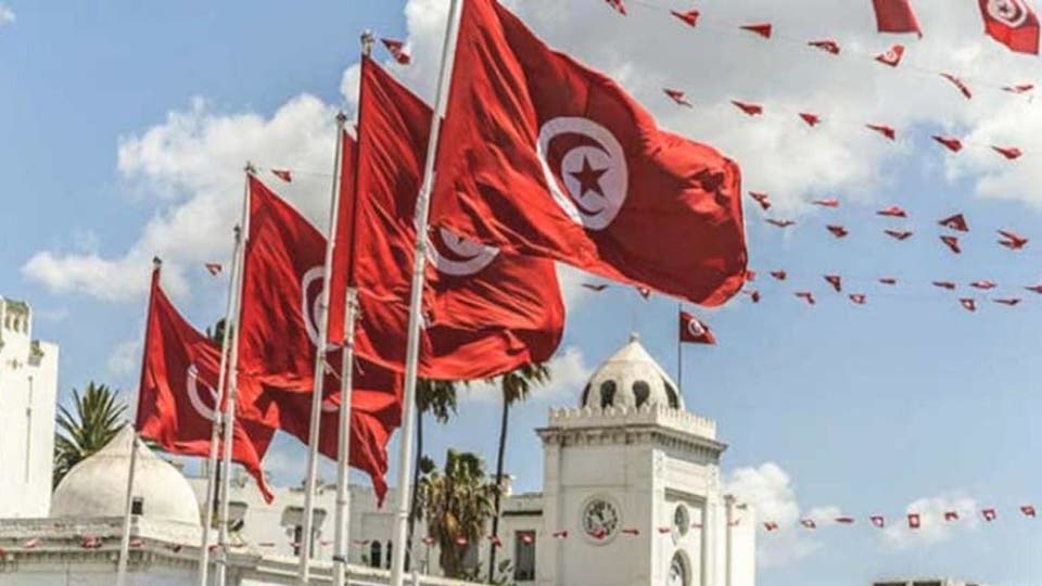 أزمة في تونس بسبب تعليق نشاط 29حزب سياسي